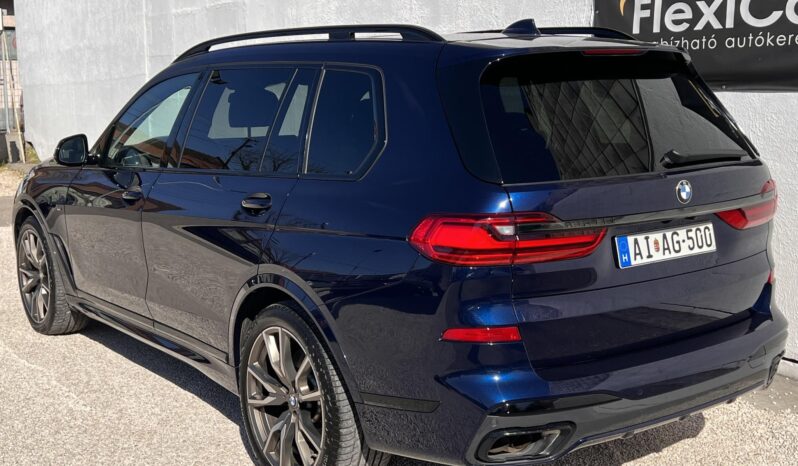 BMW X7 M50i (Automata) Vezetett szervizkönyv!!! 82.000Km!!! Sérülésmentes!!! Full-Full!!! full