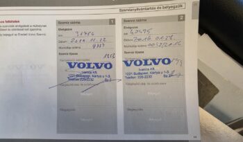VOLVO V60 2.0 D [D4] R-Design Momentum Magyarországi Vezetett szervizkönyv! GYÖNYÖRŰ!!! full