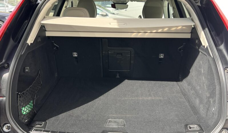 VOLVO XC60 2.0 [B4] MHEV Plus Bright Geartronic Magyarországi! Vezetett szervizkönyv! full