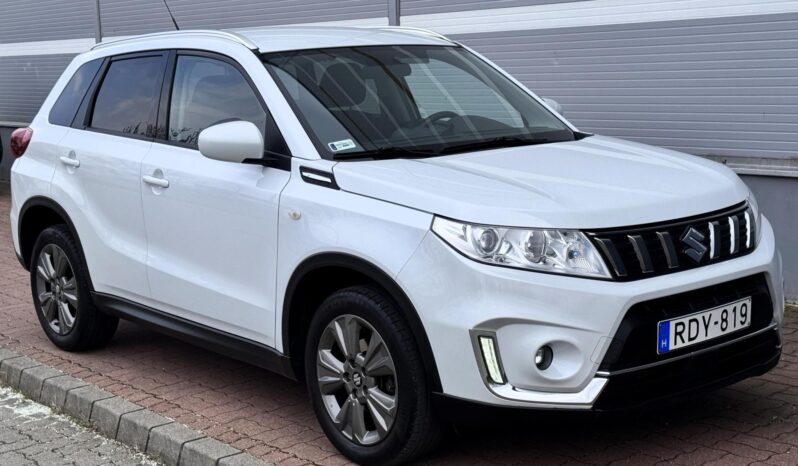 SUZUKI VITARA 1.4 GL+ Navigáció – Magyar – Gyönyörű Állapotban!! full