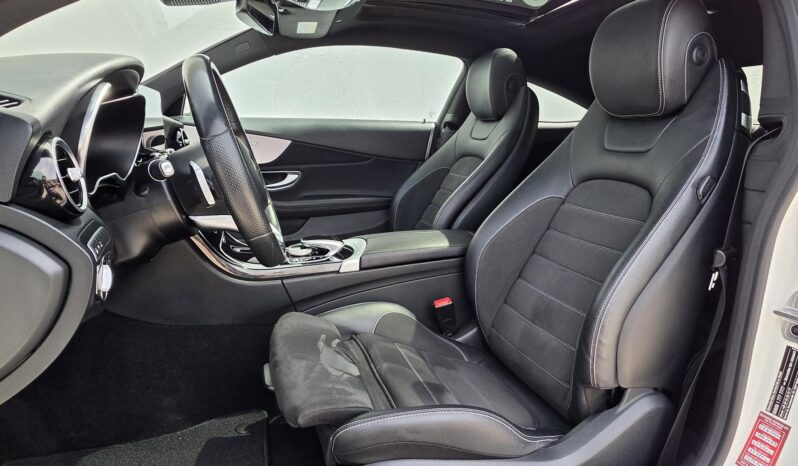 MERCEDES-BENZ C 300 9G-TRONIC 69.000Km!!! Amg külső-belső!!! Panoráma napfénytető!!! full