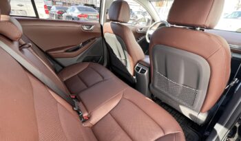 HYUNDAI IONIQ plug-in 1.6 GDi Premium DCT Vezetett szervizkönyv!!! Gyári fényezés!!! full