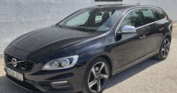 VOLVO V60 2.0 D [D4] R-Design Momentum Magyarországi Vezetett szervizkönyv! GYÖNYÖRŰ!!!