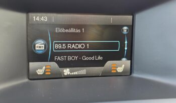 VOLVO V60 2.0 D [D4] R-Design Momentum Magyarországi Vezetett szervizkönyv! GYÖNYÖRŰ!!! full