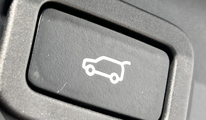 JAGUAR F-PACE 3.0 TDV6 R-Sport AWD (Automata) Magyarországi! Első Tulajdonostól! Végig vezetett szervizkönyv!!! full