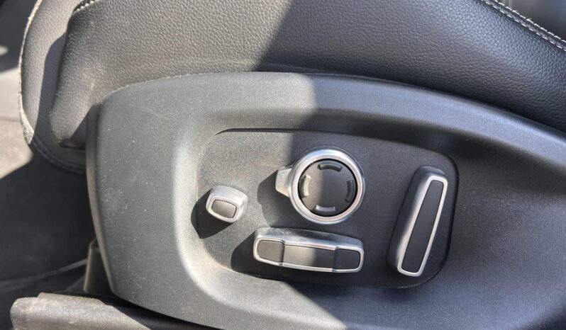 JAGUAR F-PACE 3.0 TDV6 R-Sport AWD (Automata) Magyarországi! Első Tulajdonostól! Végig vezetett szervizkönyv!!! full