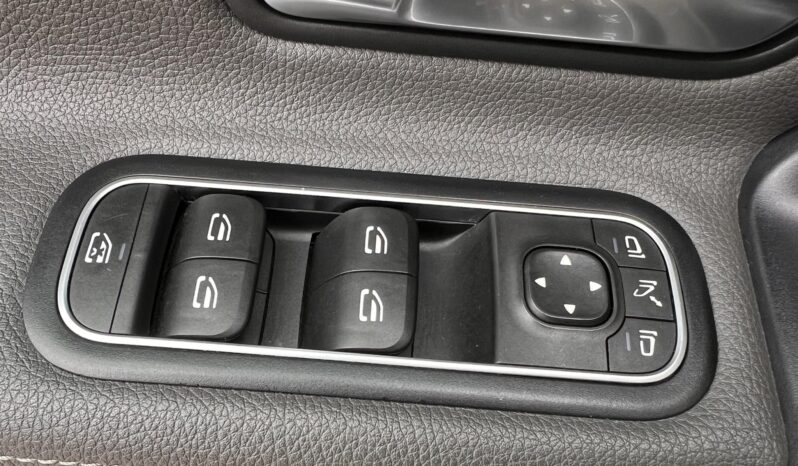 MERCEDES-AMG A-OSZTÁLY A 35 AMG 4matic. Head-Up! Burmester! Panoráma tető! full