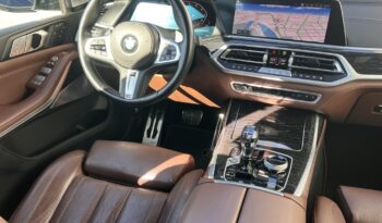 BMW X7 M50i (Automata) Vezetett szervizkönyv!!! 82.000Km!!! Sérülésmentes!!! Full-Full!!! full
