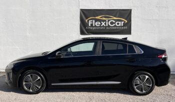 HYUNDAI IONIQ plug-in 1.6 GDi Premium DCT Vezetett szervizkönyv!!! Gyári fényezés!!! full