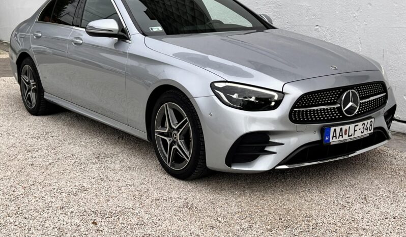 MERCEDES-BENZ E 300 9G-TRONIC Mild hybrid drive 55000km ÚJSZERŰ! LÉGRUGÓS! AMG STYLE! full