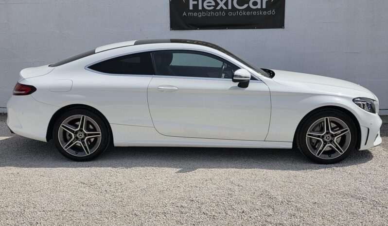 MERCEDES-BENZ C 300 9G-TRONIC 69.000Km!!! Amg külső-belső!!! Panoráma napfénytető!!! full