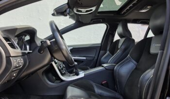 VOLVO V60 2.0 D [D4] R-Design Momentum Magyarországi Vezetett szervizkönyv! GYÖNYÖRŰ!!! full