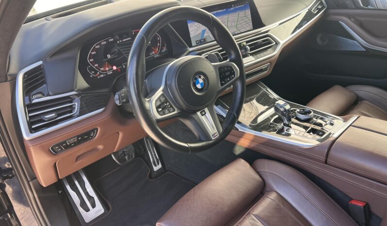 BMW X7 M50i (Automata) Vezetett szervizkönyv!!! 82.000Km!!! Sérülésmentes!!! Full-Full!!! full
