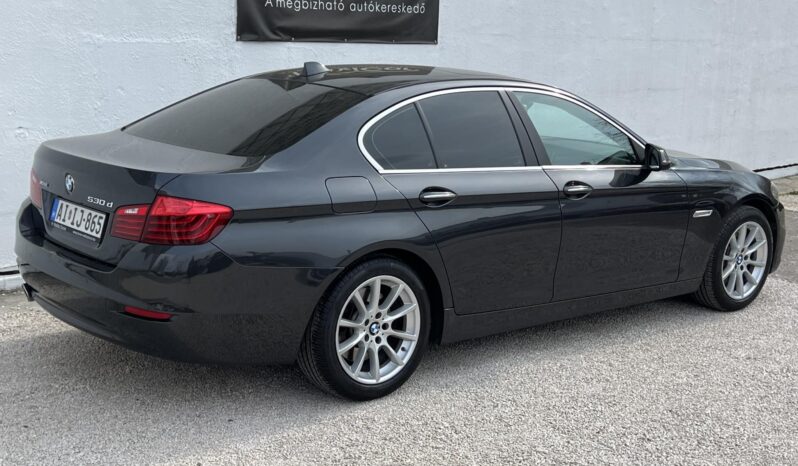 BMW 5-ÖS SOROZAT 530d xDrive (Automata) Kifogástalan! LED Szellőztet Napfénytető HUD 4GOMB! full