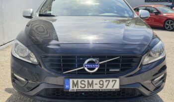 VOLVO V60 2.0 D [D4] R-Design Momentum Magyarországi Vezetett szervizkönyv! GYÖNYÖRŰ!!! full