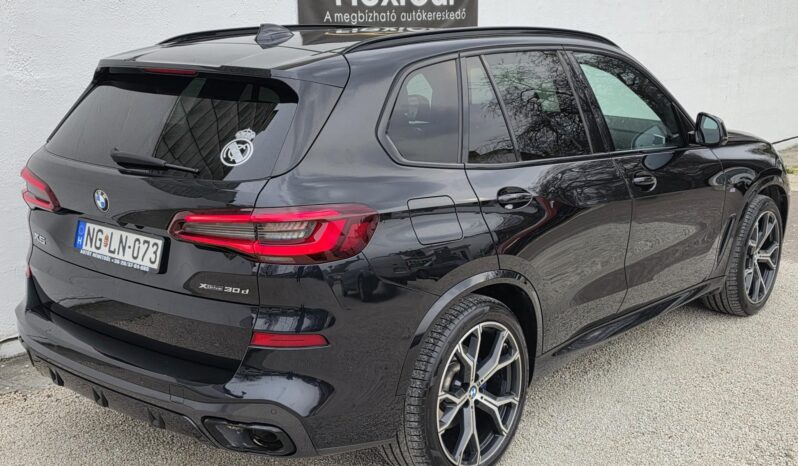 BMW X5 xDrive30d (Automata) Magyarországi 95.000km Vez.sz.könyv M-Packet full