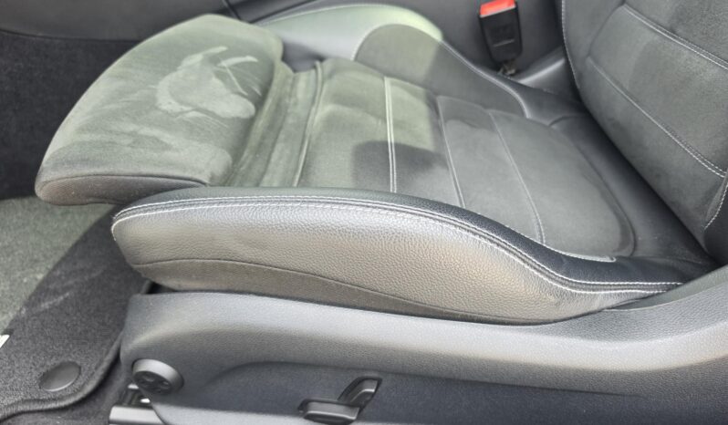 MERCEDES-BENZ C 300 9G-TRONIC 69.000Km!!! Amg külső-belső!!! Panoráma napfénytető!!! full