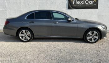 MERCEDES-BENZ E 400 4Matic Avantgarde (Automata) Gyönyörű állapotban! Vezetett szervizkönyv! full