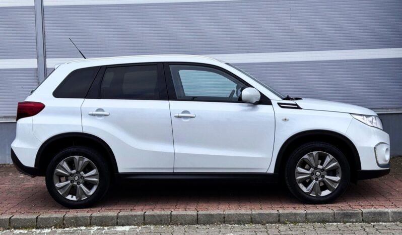 SUZUKI VITARA 1.4 GL+ Navigáció – Magyar – Gyönyörű Állapotban!! full