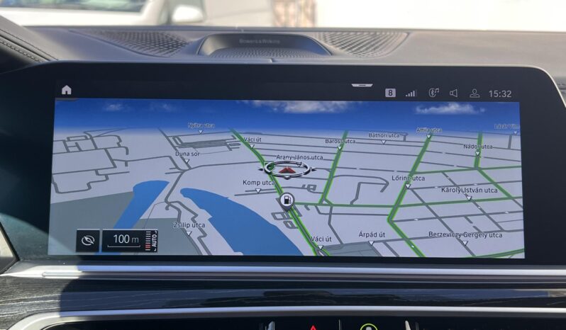 BMW X7 M50i (Automata) Vezetett szervizkönyv!!! 82.000Km!!! Sérülésmentes!!! Full-Full!!! full