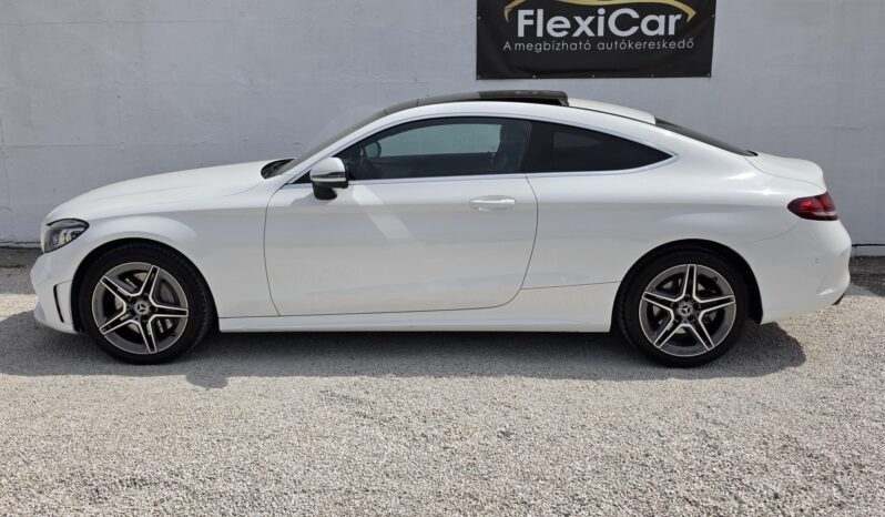 MERCEDES-BENZ C 300 9G-TRONIC 69.000Km!!! Amg külső-belső!!! Panoráma napfénytető!!! full