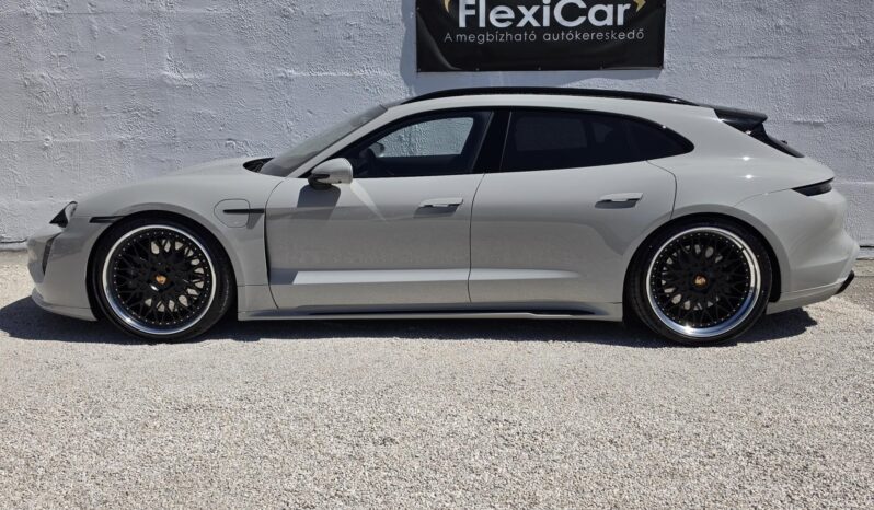 PORSCHE TAYCAN GTS Sport Turismo ÚJSZERŰ 24.000km ÁFA-S!!! GARANCIÁLIS!!! full
