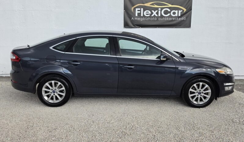 FORD MONDEO 1.6 TDCi Trend Rendszeresen karbantartott! full