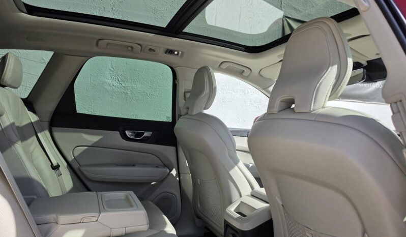 VOLVO XC60 2.0 [T6] Recharge Inscription AWD Geartronic Magyarországi Vezetett szervizkönyv! Panorámatető! full