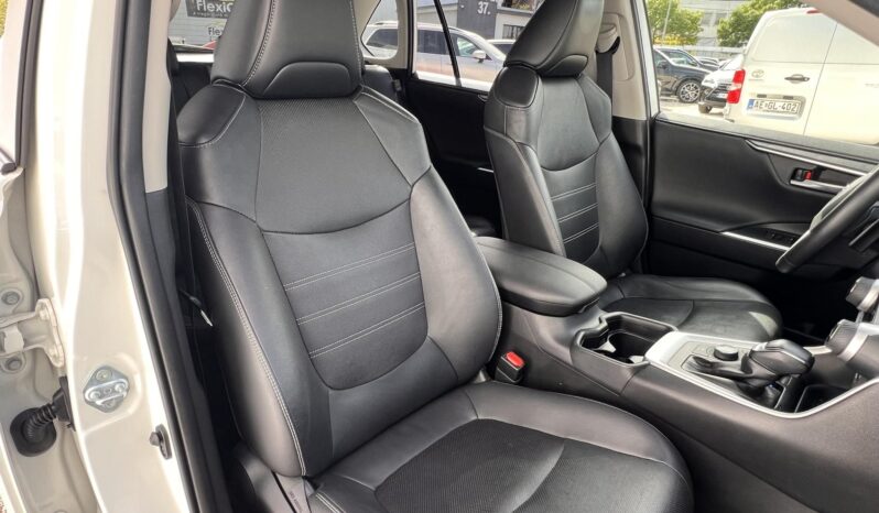 TOYOTA RAV 4 Rav4 2.5 Hybrid Executive AWD e-CVT Magyarországi!!! Első tulajdonos!!! 66.000Km!!! full