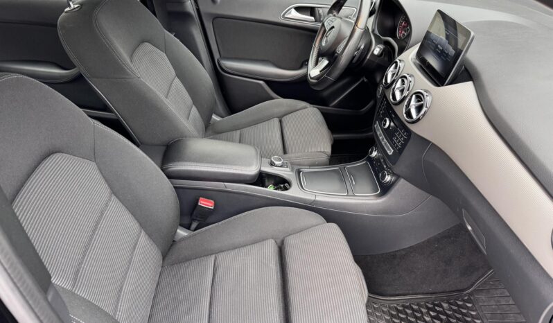 MERCEDES-BENZ B-OSZTÁLY B 180 d 7G-DCT Magyarországi – 72.000 km – Újszerű állapotban!! full