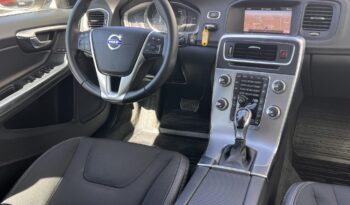 VOLVO V60 2.0 D [D4] Momentum Geartronic Magyarországi!!! 106.000Km!!! Vezetett szervizkönyv!!! full