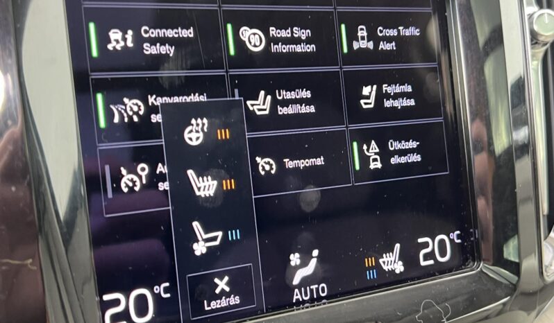 VOLVO XC60 2.0 [T6] Recharge Inscription AWD Geartronic Magyarországi Vezetett szervizkönyv! Panorámatető! full
