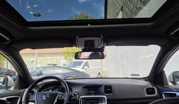 VOLVO V60 2.0 D [D4] R-Design Momentum Magyarországi Vezetett szervizkönyv! GYÖNYÖRŰ!!! full
