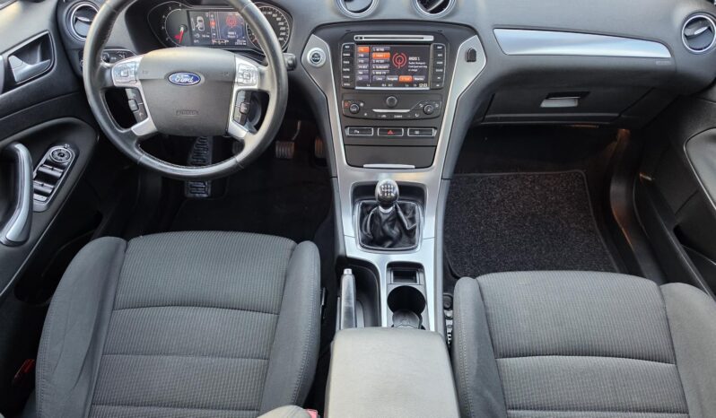 FORD MONDEO 1.6 TDCi Trend Rendszeresen karbantartott! full