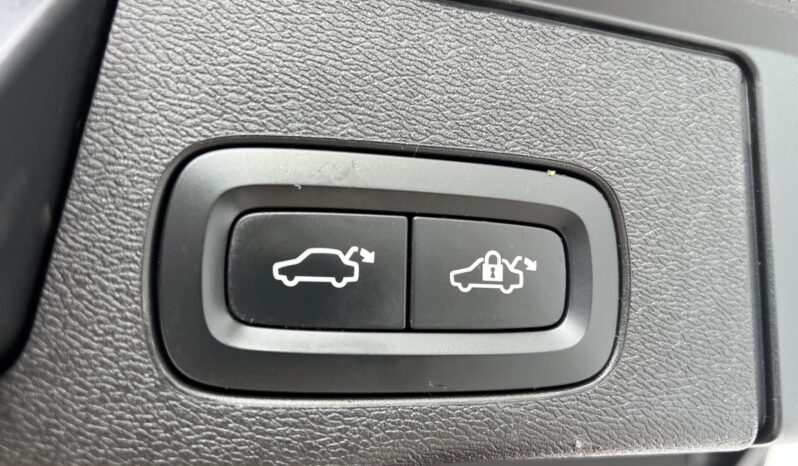 VOLVO XC60 2.0 [T6] Recharge Inscription AWD Geartronic Magyarországi Vezetett szervizkönyv! Panorámatető! full
