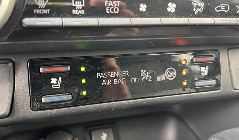 TOYOTA RAV 4 Rav4 2.5 Hybrid Executive AWD e-CVT Magyarországi!!! Első tulajdonos!!! 66.000Km!!! full