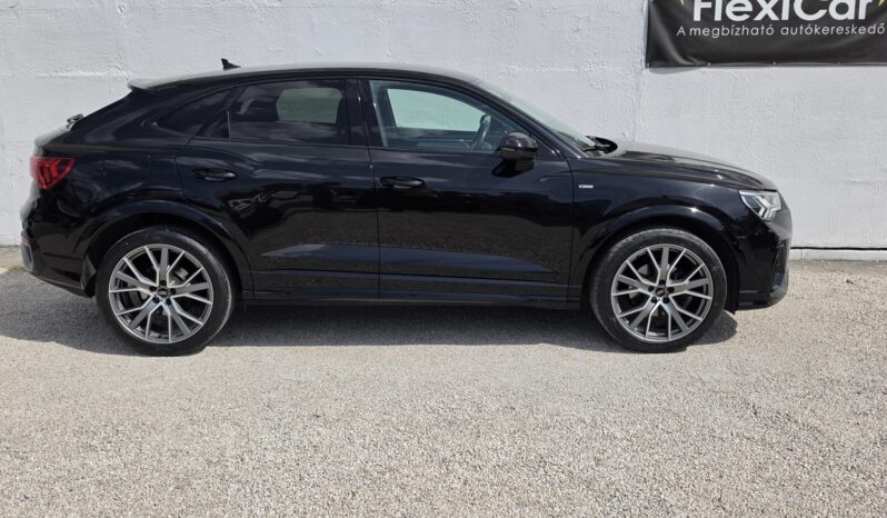 AUDI Q3 35 TDI S line quattro S-tronic SPORTBACK! Gyönyörű állapot! Distronic Mátrix LED 360 kamera full
