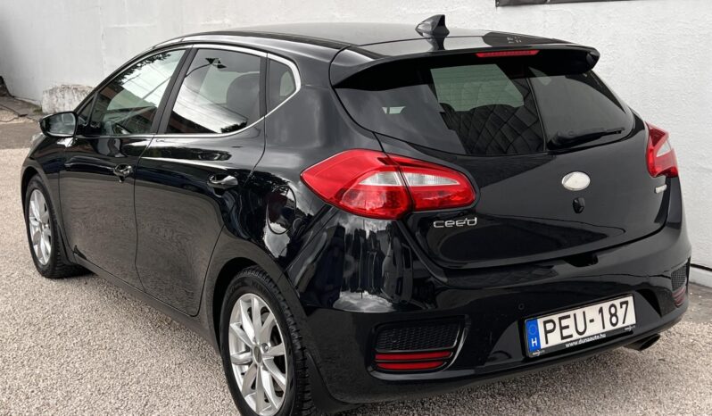 KIA CEE’D 1.4 CVVT EX Prémium Magyarországi!!! Sérülésmentes!!! Gyári fényezés!!! full