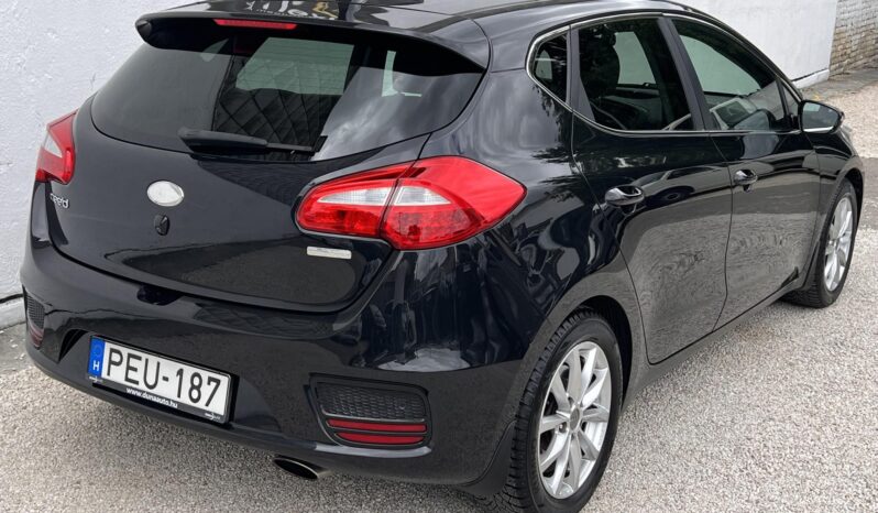 KIA CEE’D 1.4 CVVT EX Prémium Magyarországi!!! Sérülésmentes!!! Gyári fényezés!!! full