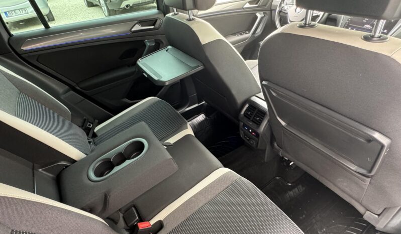 VOLKSWAGEN TIGUAN Allspace 2.0 TDI SCR Highline 4Motion DSG Offroad!!! Vezetett szervizkönyv!!! Sérülésmentes!!! Frissen szervizelve!!! full
