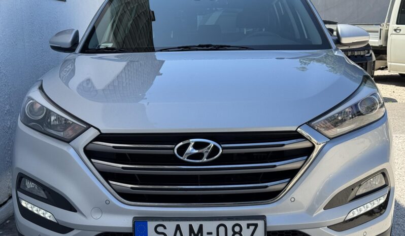 HYUNDAI TUCSON 1.7 CRDi Premium Gyári fényezés!!! Sérülésmentes!!! Premium felszereltség!!! full