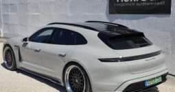 PORSCHE TAYCAN GTS Sport Turismo ÚJSZERŰ 24.000km ÁFA-S!!! GARANCIÁLIS!!!