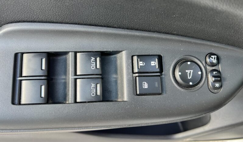HONDA JAZZ 1.3 Elegance Magyarországi! Digit. klíma. kulcs nélküli indítás. könnyűfém felnik!!! full