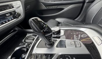 BMW 750i xDrive (Automata) Végig vezetett szervizkönyv!!! Gyönyörű állapot!!! full