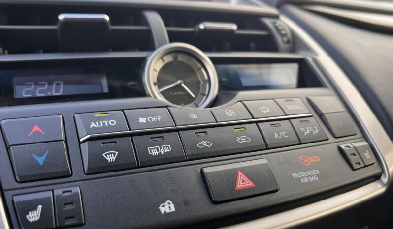 LEXUS NX 300h Prestiege CVT Magyarországi!!! Vezetett szervizkönyv!!! 103.000Km!!! full