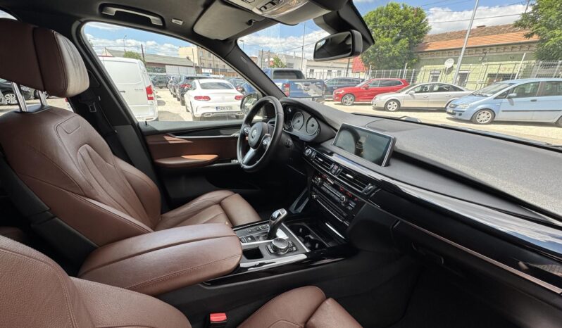 BMW X5 xDrive40d (Automata) Gyönyörű állapot!!! Sérülésmentes!!! Vezérlés cserélve!!! full