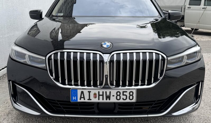 BMW 750i xDrive (Automata) Végig vezetett szervizkönyv!!! Gyönyörű állapot!!! full