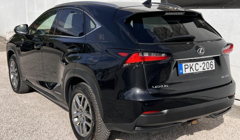 LEXUS NX 300h Prestiege CVT Magyarországi!!! Vezetett szervizkönyv!!! 103.000Km!!! full