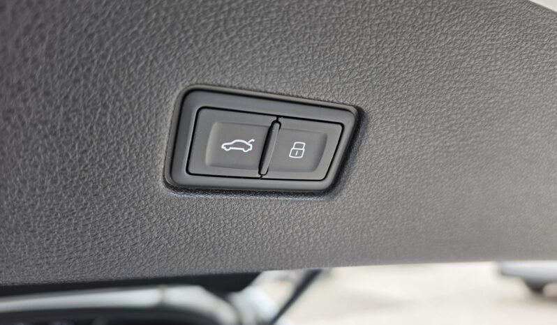 AUDI Q8 50 TDI quattro Tiptronic ic Magyarországi!!! S-Line!!! LÉGRUGÓS!!! Vezetett szervizkönyv!!! full