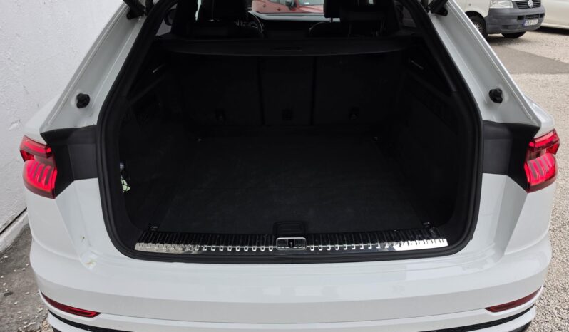 AUDI Q8 50 TDI quattro Tiptronic ic Magyarországi!!! S-Line!!! LÉGRUGÓS!!! Vezetett szervizkönyv!!! full